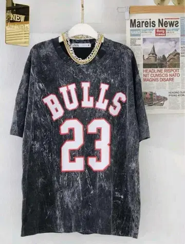 BULLS 23 블랙 오버 사이즈 T셔츠