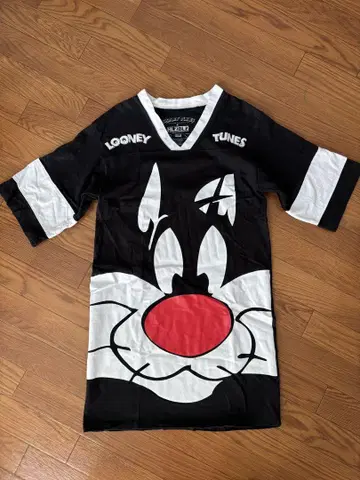 LOONEY TUNES 실베스터 더 캣 반팔 티셔츠 원피스