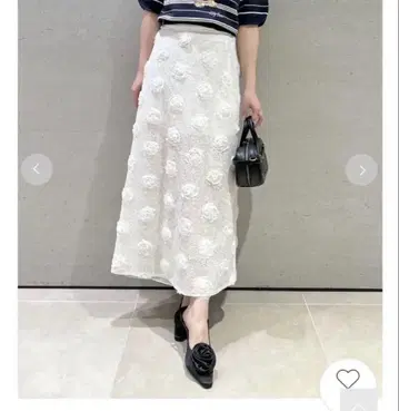 Lilybrown 플라워 모티브 메쉬 스커트