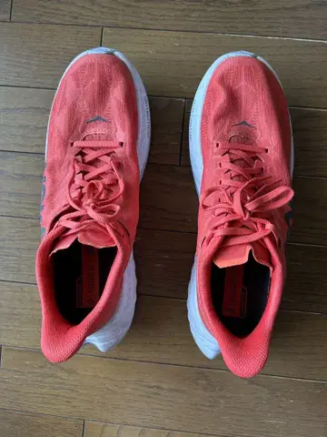 HOKA ONE ONE 러닝화 27cm