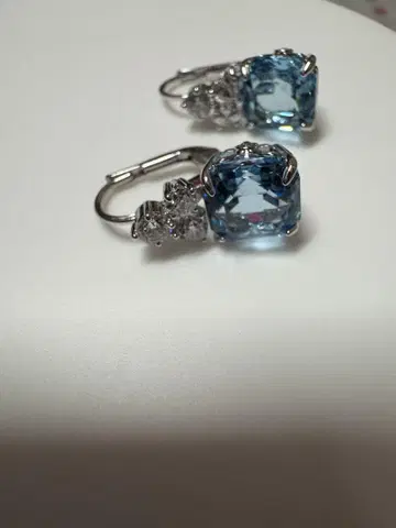 스와로브스키 Swarovski Sparkling 미사용 새상품