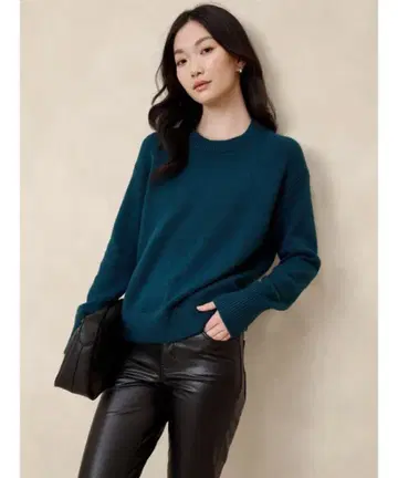 미사용 택 포함 BANANA REPUBLIC 코지 크루넥 스웨터