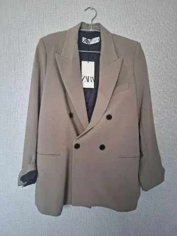 ZARA 베이지 테일러드 자켓