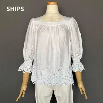 SHIPS 쉽스 자수 스퀘어 넥 블라우스 캔디 슬리브