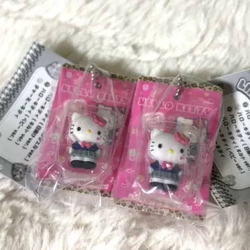 헬로키티 패키지 미니어처 컬렉션 갸루Ver. 2개 세트