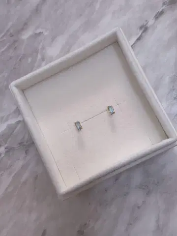 K10 블루 토파즈 귀걸이 스퀘어 버킷컷 앤티크