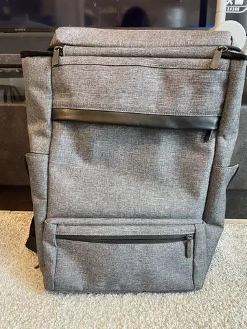Smart Traveler 그레이 백팩