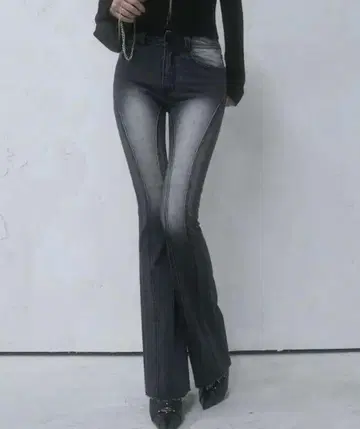 AVANDRESS 신 부츠컷 팬츠 다크 블랙