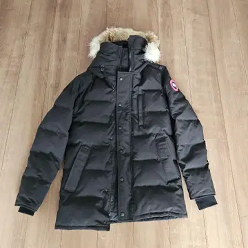 Canada Goose 블랙 M