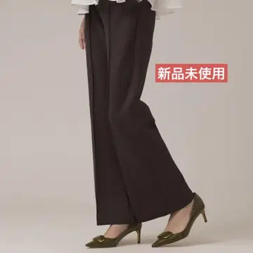 GRACE CONTINENTAL 플레어컷 팬츠