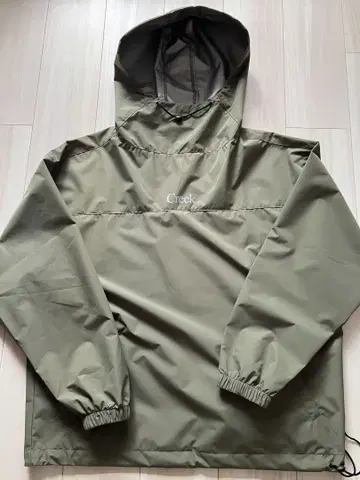 Creek Angler's Device 로고 나일론 자켓