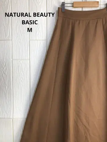NATURAL BEAUTY BASIC 브라운 플레어 스커트 M 사이즈