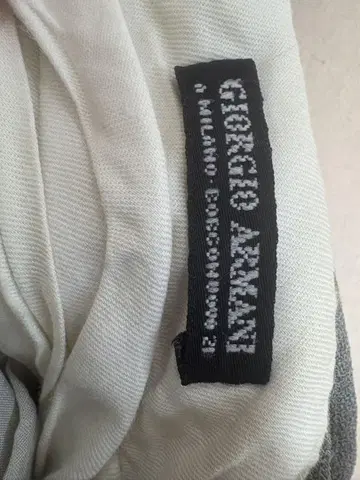 Giorgio Armani 90s 블랙 택 슬랙스