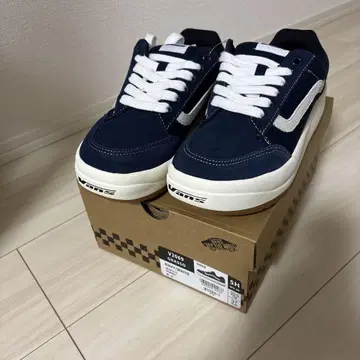 VANS GRASSO V2069 NAVYWHITE 23.5cm