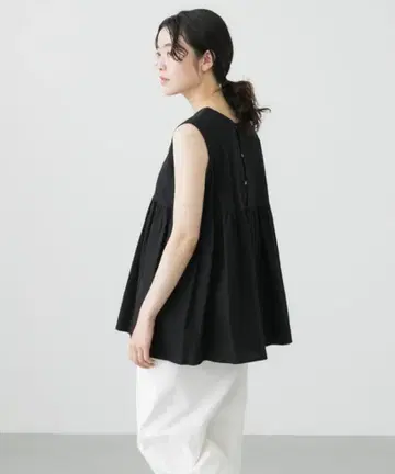 KAGURE 시어서커 개더 블라우스