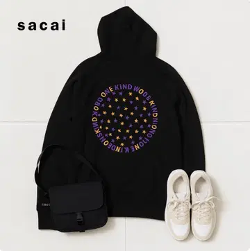 E289@ sacai 후드티 그래픽 로고 L 블랙