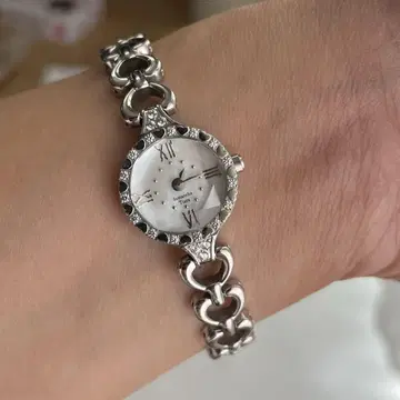 Samantha Tiara 손목시계