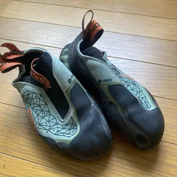 LA SPORTIVA 클라이밍 신발 만트라