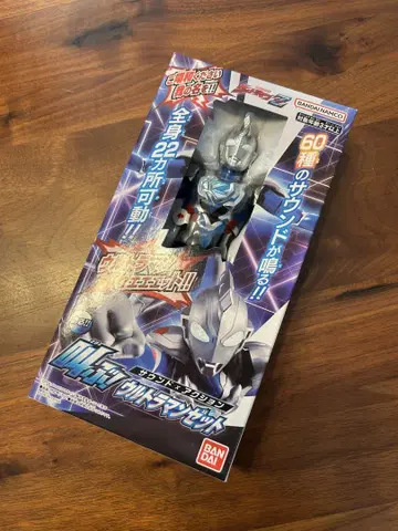 반다이 BANDAI 사운드 x 액션 울부짖어라! 울트라맨 시리즈 Z