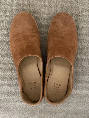 que shoes plain 스웨이드 브라운