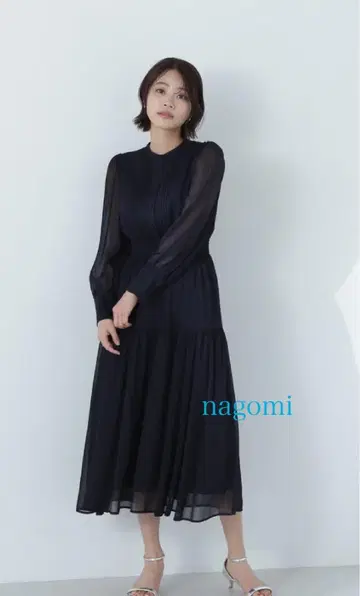 [ 새상품급 ] 내추럴 뷰티 베이직 롱 원피스 네이비 S 사이즈