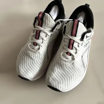 Ryka 경량 스니커즈 화이트/블랙 23.5cm