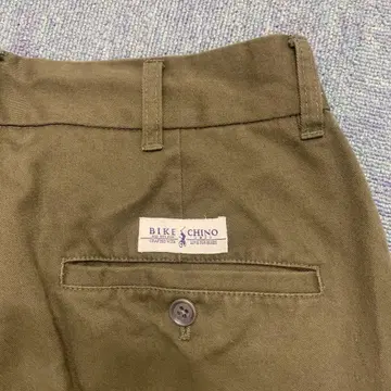 새상품급 BLUE LUG BIKE CHINO 올리브 M 사이즈