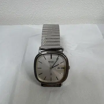 작동품 배터리 교환 완료 SEIKO 남성용 쿼츠 손목시계 실버