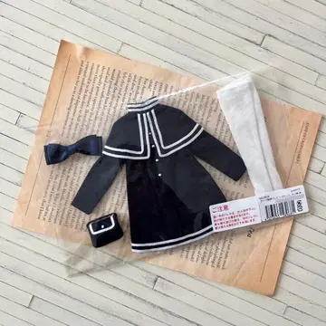 리카짱 캐슬 사이즈 다른 버전 22cm 케이프풍 옷깃 원피스 세트