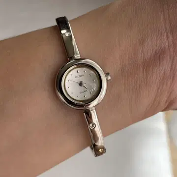 CITIZEN CLETIA 손목시계