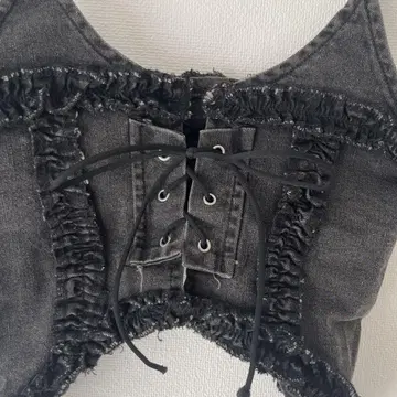 미사용 피그먼트 블랙 데님 뷔스티에