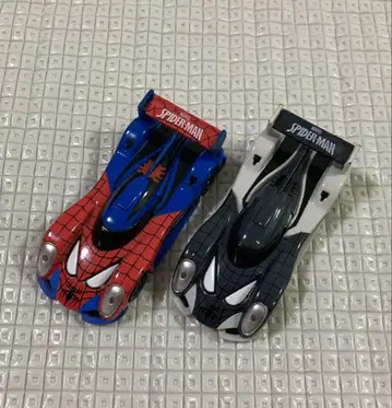 TOMICA USJ 한정판 스파이더맨 토미카 2개 세트
