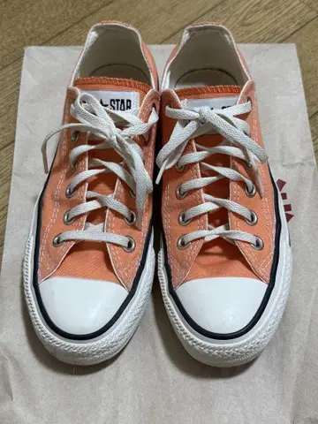 오렌지 캔버스 로우컷 스니커즈