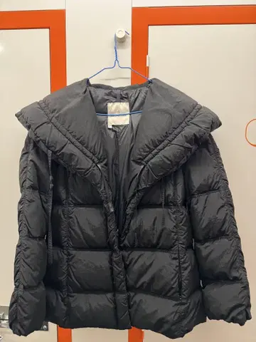 MONCLER 블랙 다운 자켓 사이즈 2