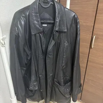 ARTISANAT 블랙 가죽 자켓