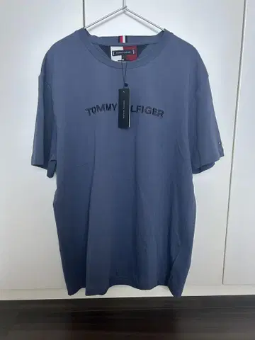 TOMMY HILFIGER 블루 T셔츠