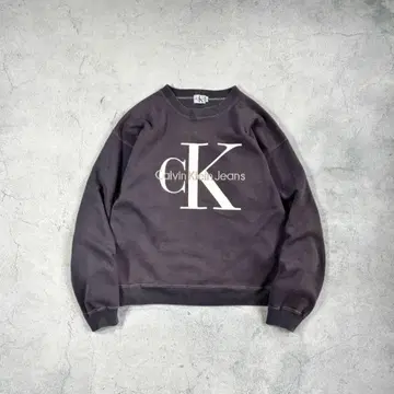 90s CalvinKlein 로고 자수 박스 실루엣 맨투맨