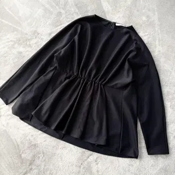 Demi-Luxe BEAMS 프론트 개더 풀오버 블랙