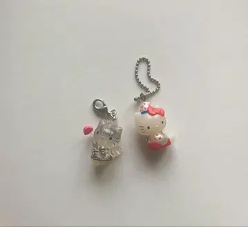 키티 참 키링 2개 세트