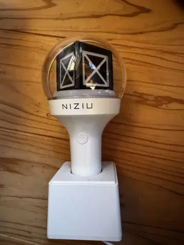 NIZIU 응원봉 화이트