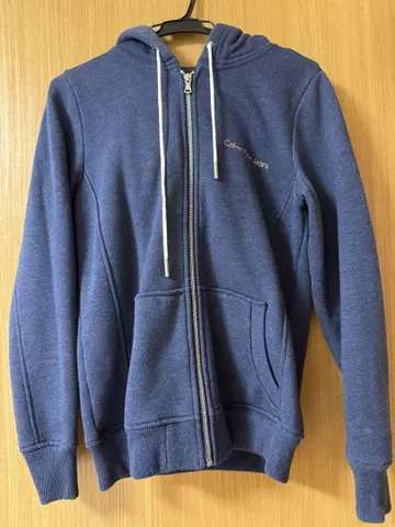 가격 인하 Calvin Klein Jeans 다크 블루 후드티