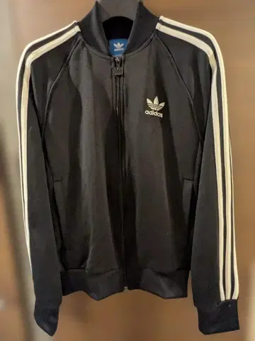 adidas PEKAIAN 블랙 저지