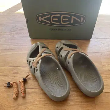 KEEN 샌들 m6 카키