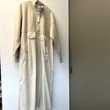 beams 베이지 맨투맨 롱 원피스