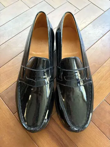 J.M.Weston ladies 블랙 페이턴트 로퍼