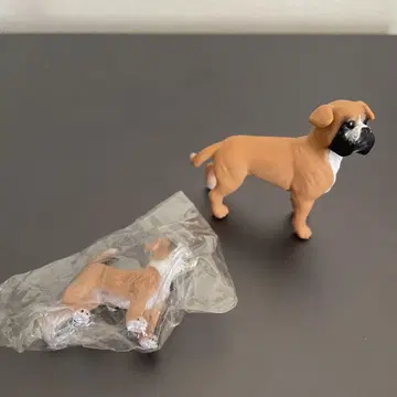 schleich 강아지 피규어 브라운과 화이트 약 7cm