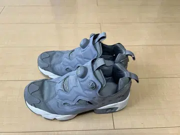 Reebok 펌프 퓨리 스니커즈 그레이
