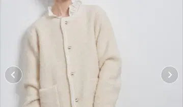 로페피크닉 노카라 플리스 자켓 크림색