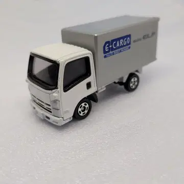 토미카 이스즈 엘프 E-CARGO