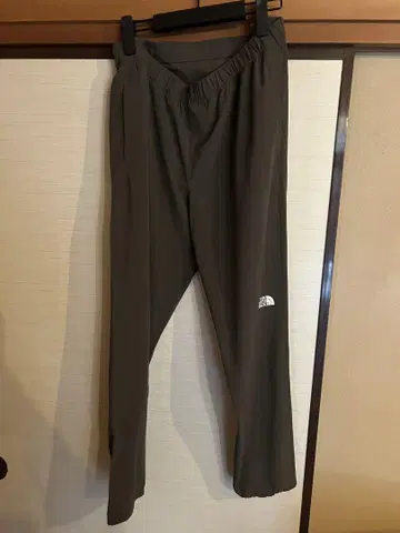 THE NORTH FACE 아웃도어 나일론 팬츠 카키